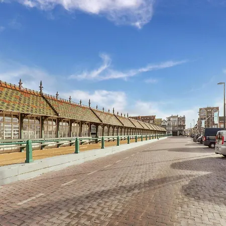 Beautiful On The Sea * בלנקנברג