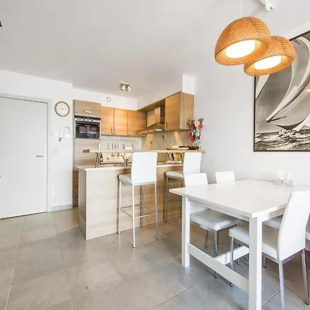 Beautiful On The Sea شقة *